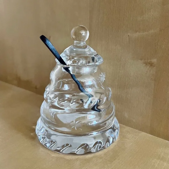William Yeoward Crystal Buzzy Honey Jar - Picture 2 of 5
